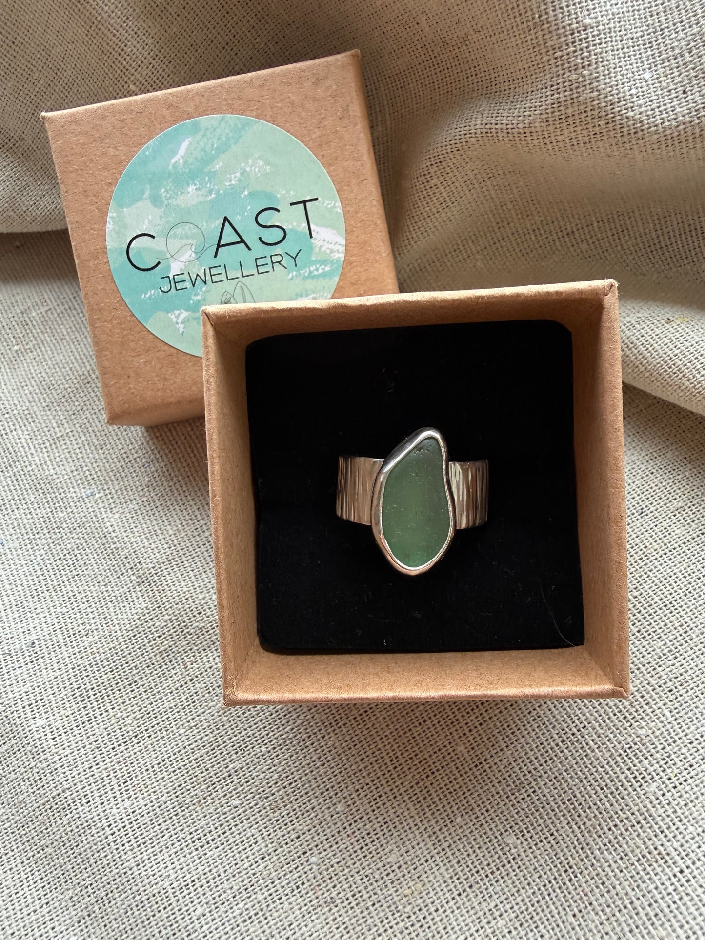 Emerald bark texture ring